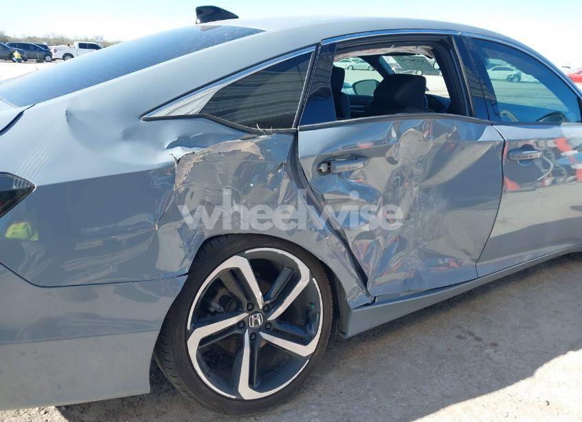 Photo 6 of 2021 Honda Accord SPORT (VIN 1HGCV1F37MA082722)