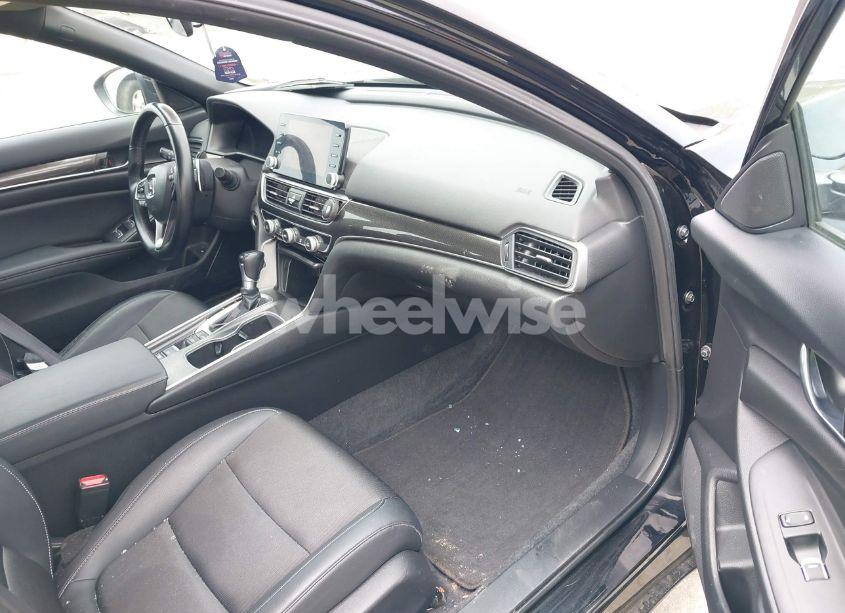 Photo 5 of 2022 Honda Accord SPORT (VIN 1HGCV1F37NA023283)