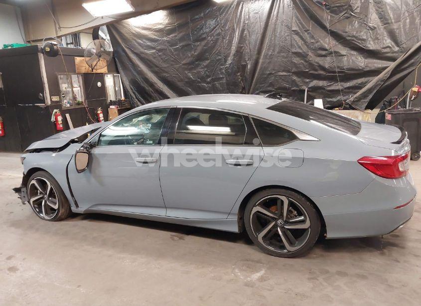 Photo 14 of 2022 Honda Accord SPORT (VIN 1HGCV1F37NA036406)