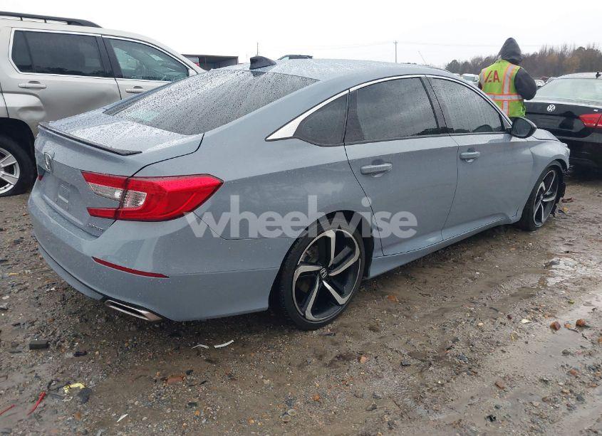 Photo 4 of 2022 Honda Accord SPORT (VIN 1HGCV1F37NA044232)