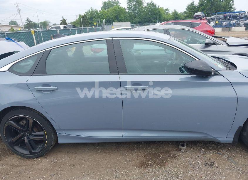 Photo 13 of 2022 Honda Accord SPORT (VIN 1HGCV1F37NA046899)