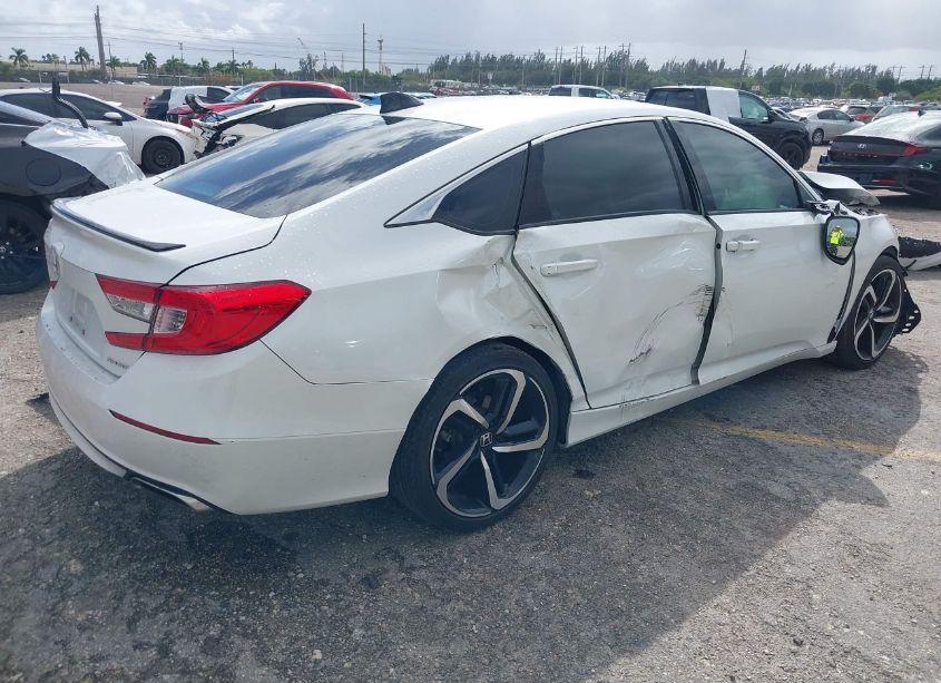 Photo 4 of 2022 Honda Accord SPORT (VIN 1HGCV1F37NA083418)