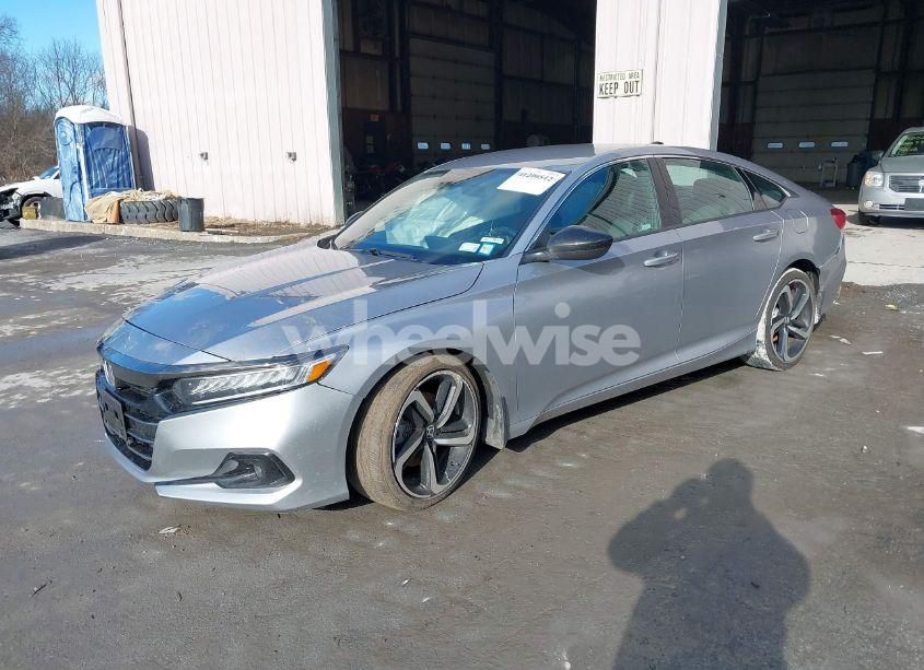 Photo 2 of 2022 Honda Accord SPORT (VIN 1HGCV1F37NA089493)