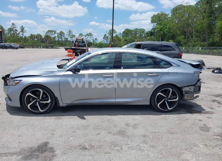 Photo 15 of 2022 Honda Accord SPORT (VIN 1HGCV1F37NA106700)