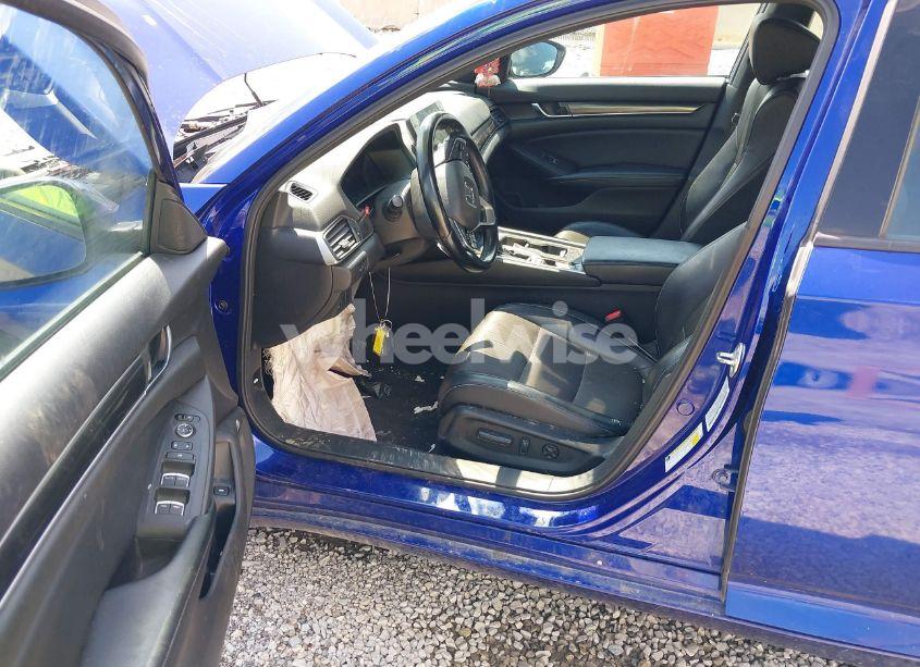 Photo 5 of 2018 Honda Accord SPORT (VIN 1HGCV1F38JA009192)