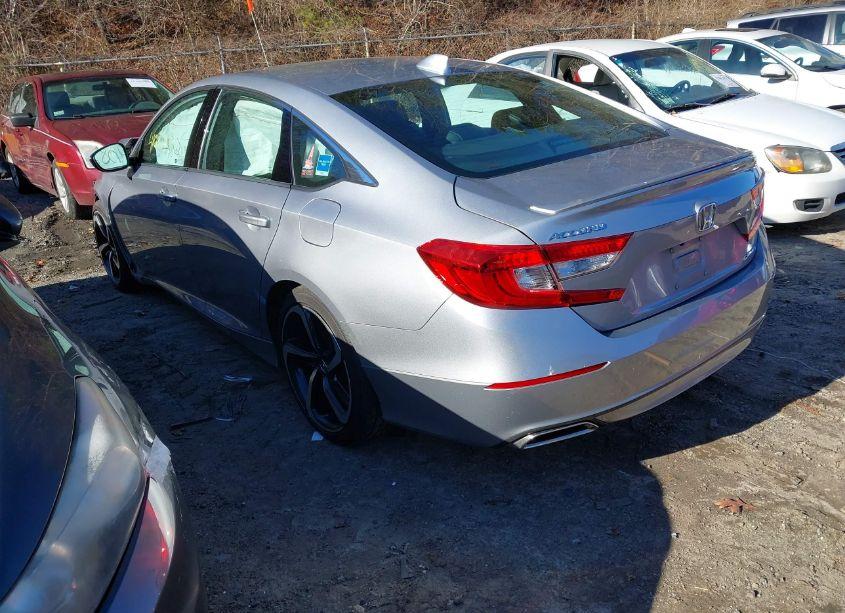 Photo 3 of 2018 Honda Accord SPORT (VIN 1HGCV1F38JA010858)