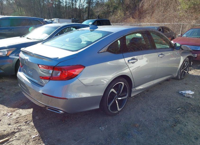 Photo 4 of 2018 Honda Accord SPORT (VIN 1HGCV1F38JA010858)