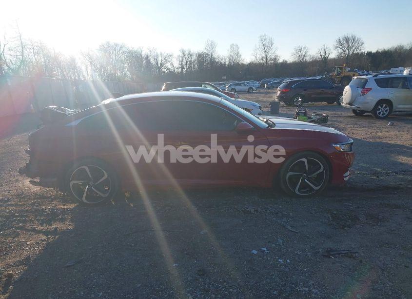 Photo 13 of 2018 Honda Accord SPORT (VIN 1HGCV1F38JA019088)
