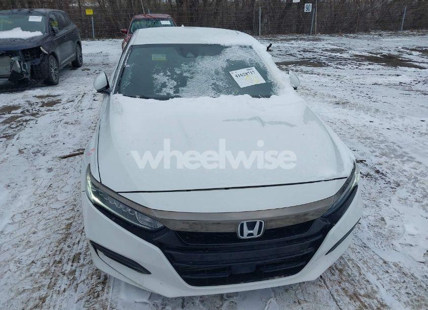 Photo 12 of 2018 Honda Accord SPORT (VIN 1HGCV1F38JA032410)