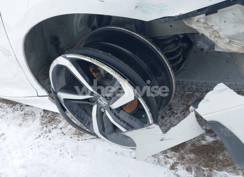 Photo 17 of 2018 Honda Accord SPORT (VIN 1HGCV1F38JA032410)