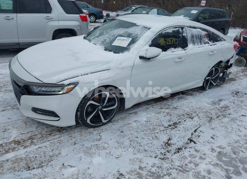 Photo 2 of 2018 Honda Accord SPORT (VIN 1HGCV1F38JA032410)