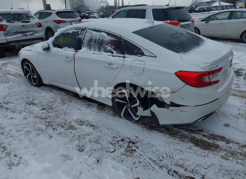 Photo 3 of 2018 Honda Accord SPORT (VIN 1HGCV1F38JA032410)