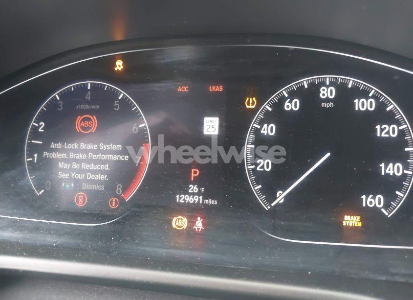 Photo 7 of 2018 Honda Accord SPORT (VIN 1HGCV1F38JA032410)