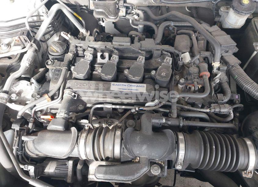 Photo 10 of 2018 Honda Accord SPORT (VIN 1HGCV1F38JA090646)