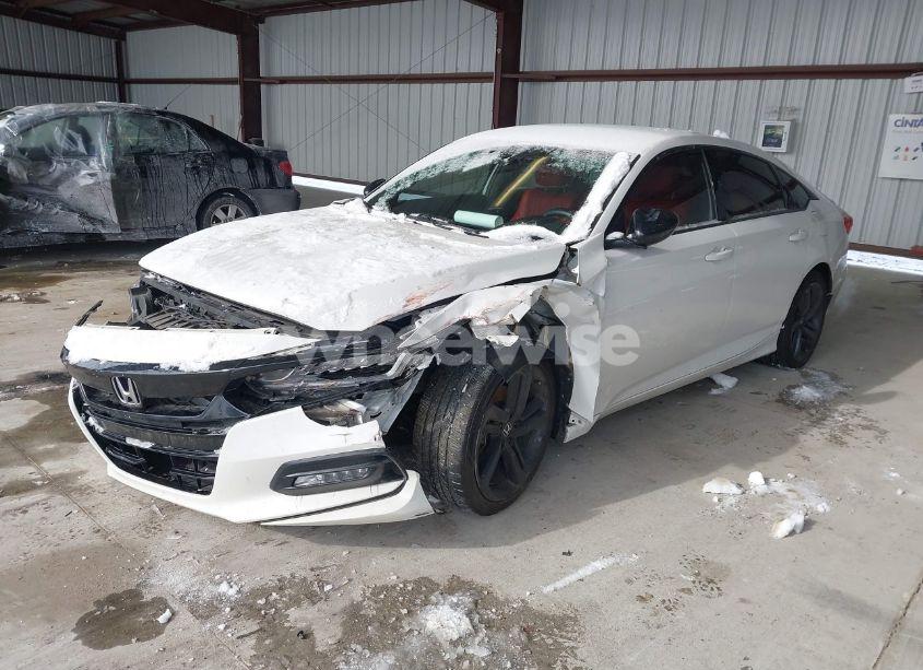 Photo 2 of 2018 Honda Accord SPORT (VIN 1HGCV1F38JA090646)