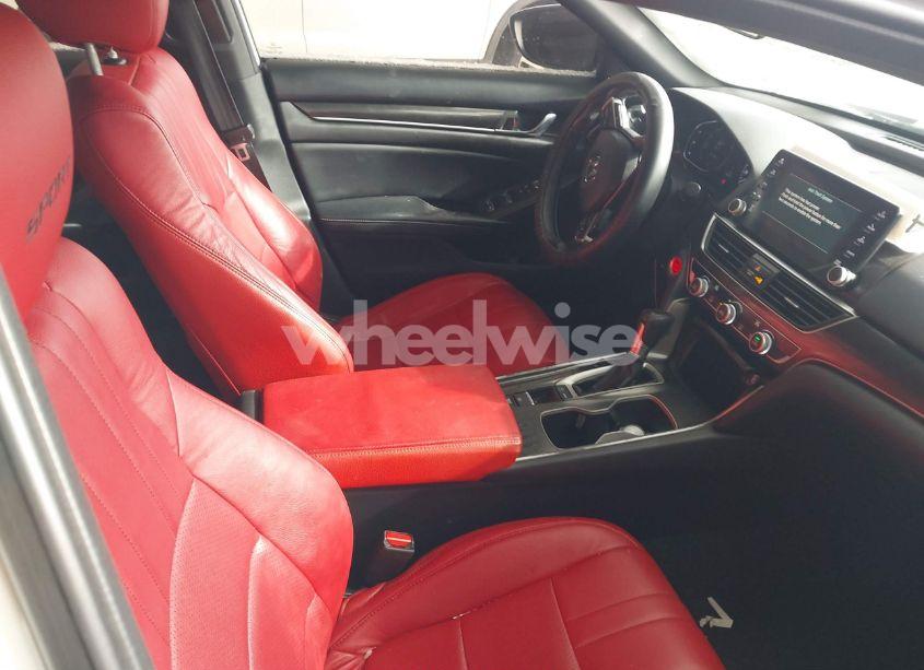 Photo 5 of 2018 Honda Accord SPORT (VIN 1HGCV1F38JA090646)