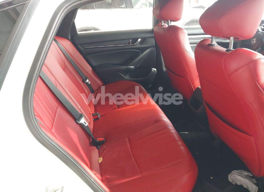 Photo 8 of 2018 Honda Accord SPORT (VIN 1HGCV1F38JA090646)