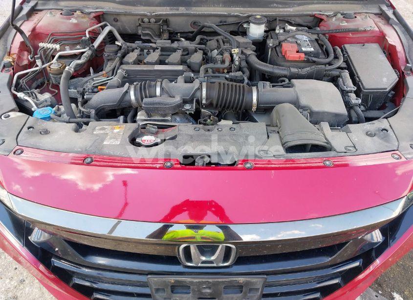 Photo 10 of 2018 Honda Accord SPORT (VIN 1HGCV1F38JA116551)