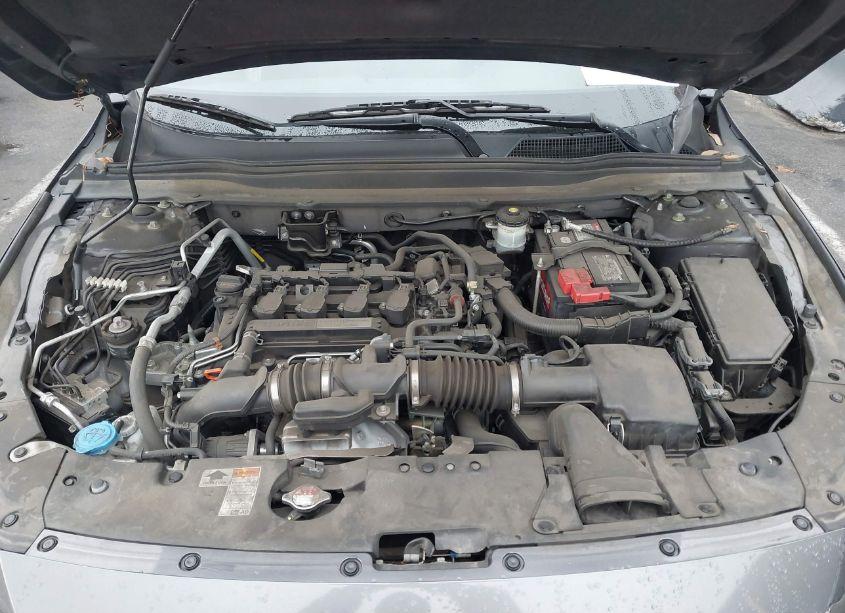 Photo 10 of 2018 Honda Accord SPORT (VIN 1HGCV1F38JA133088)