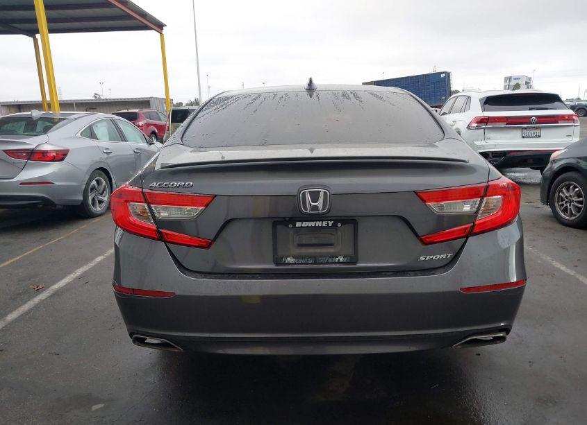 Photo 16 of 2018 Honda Accord SPORT (VIN 1HGCV1F38JA133088)