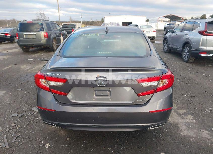 Photo 16 of 2018 Honda Accord SPORT (VIN 1HGCV1F38JA168231)