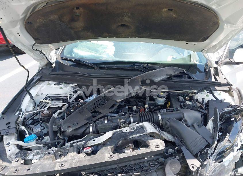 Photo 10 of 2018 Honda Accord SPORT (VIN 1HGCV1F38JA176796)