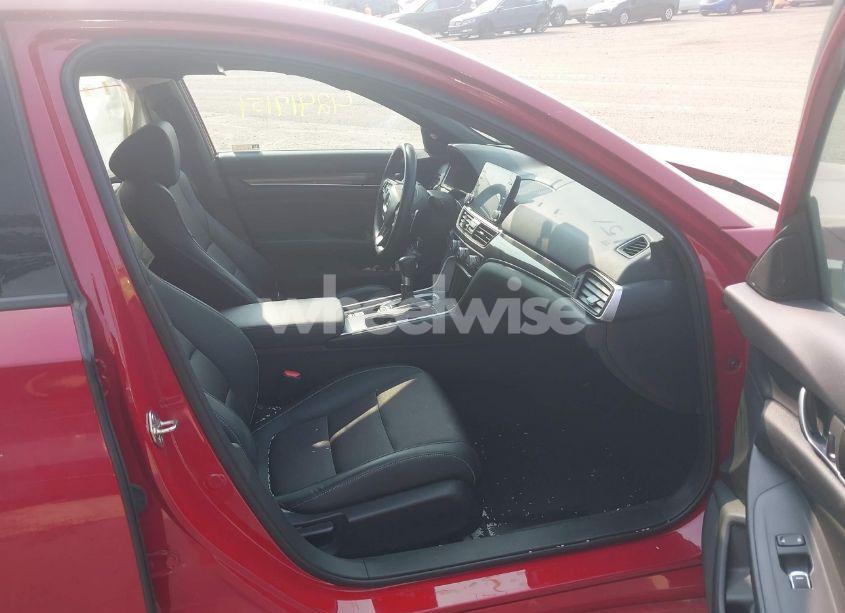 Photo 5 of 2018 Honda Accord SPORT (VIN 1HGCV1F38JA177334)