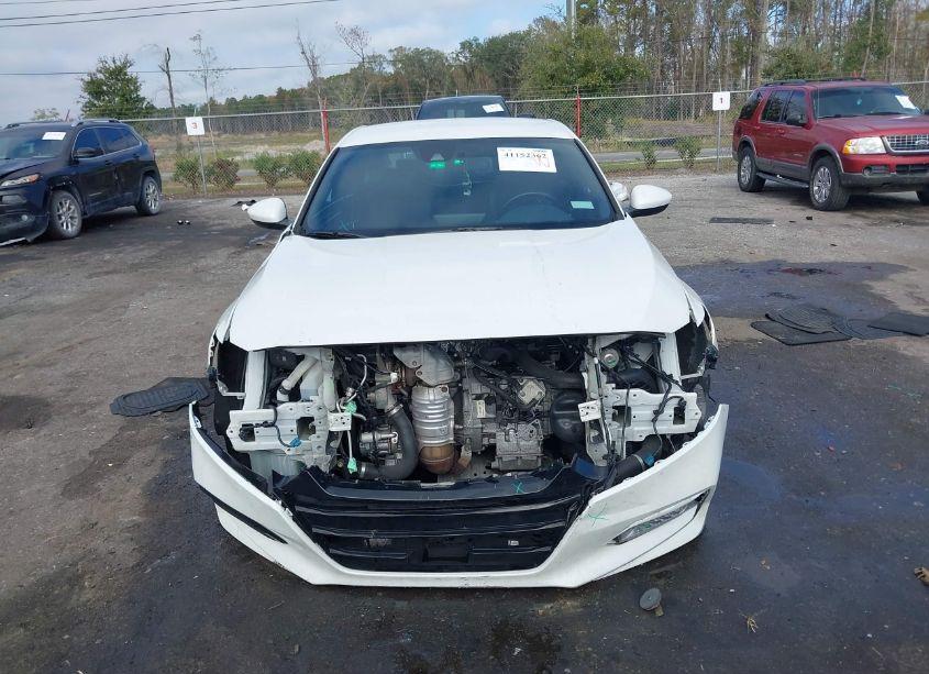 Photo 12 of 2018 Honda Accord SPORT (VIN 1HGCV1F38JA207772)