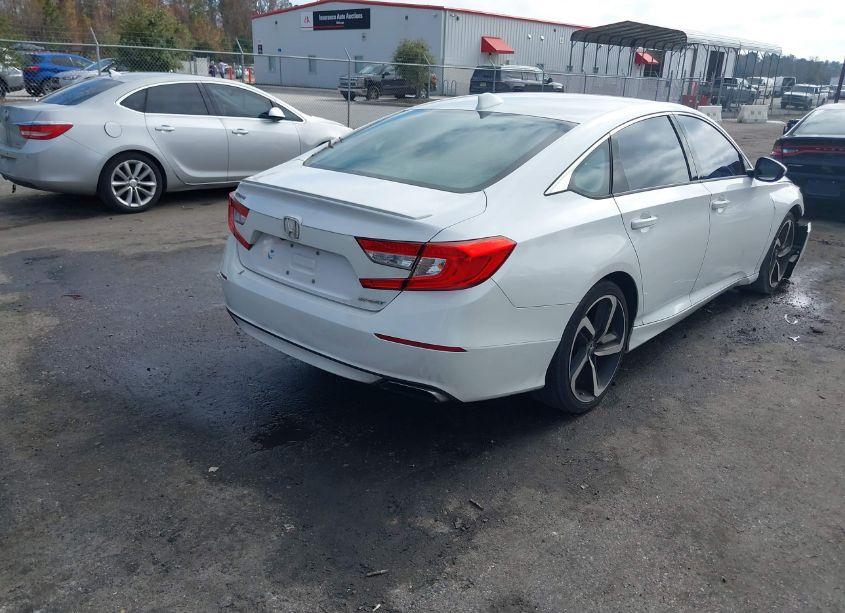 Photo 4 of 2018 Honda Accord SPORT (VIN 1HGCV1F38JA207772)