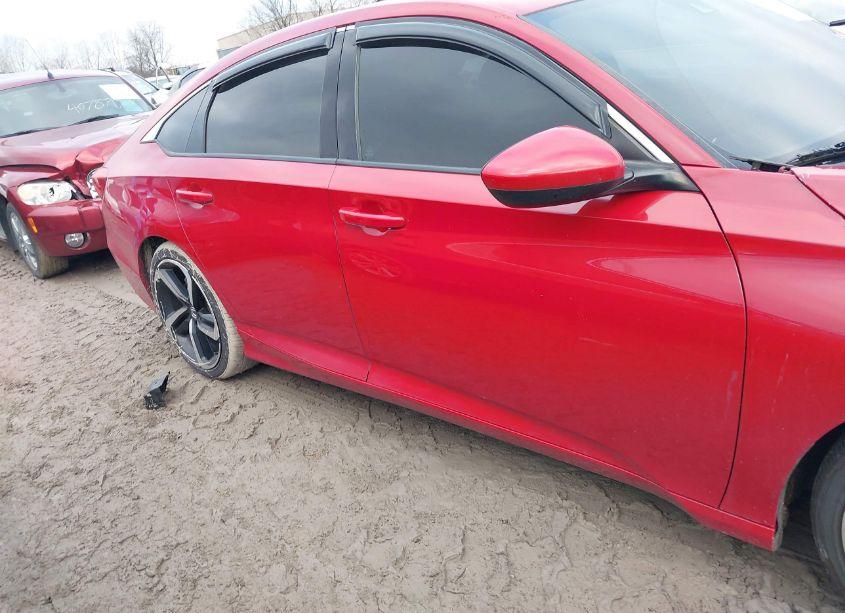 Photo 14 of 2018 Honda Accord SPORT (VIN 1HGCV1F38JA238617)