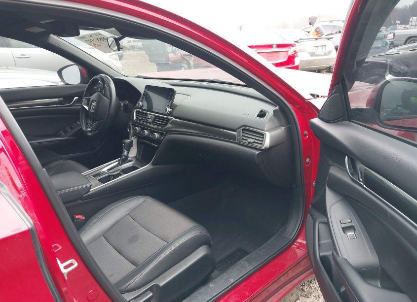 Photo 5 of 2018 Honda Accord SPORT (VIN 1HGCV1F38JA238617)