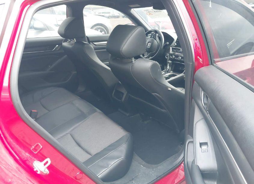 Photo 8 of 2018 Honda Accord SPORT (VIN 1HGCV1F38JA238617)