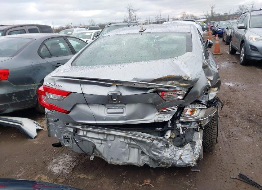 Photo 16 of 2018 Honda Accord SPORT (VIN 1HGCV1F38JA245020)