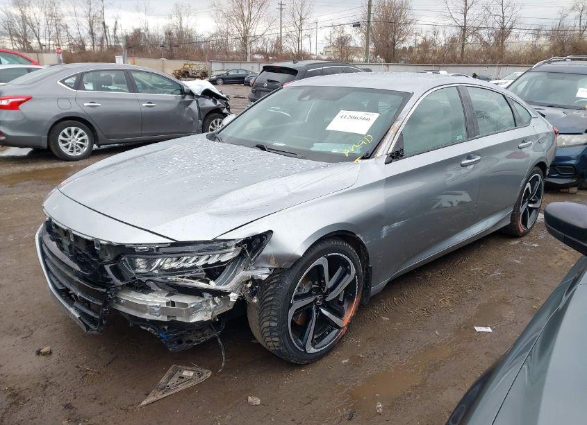 Photo 2 of 2018 Honda Accord SPORT (VIN 1HGCV1F38JA245020)