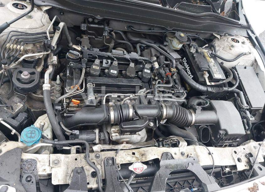 Photo 10 of 2018 Honda Accord SPORT (VIN 1HGCV1F38JA264361)