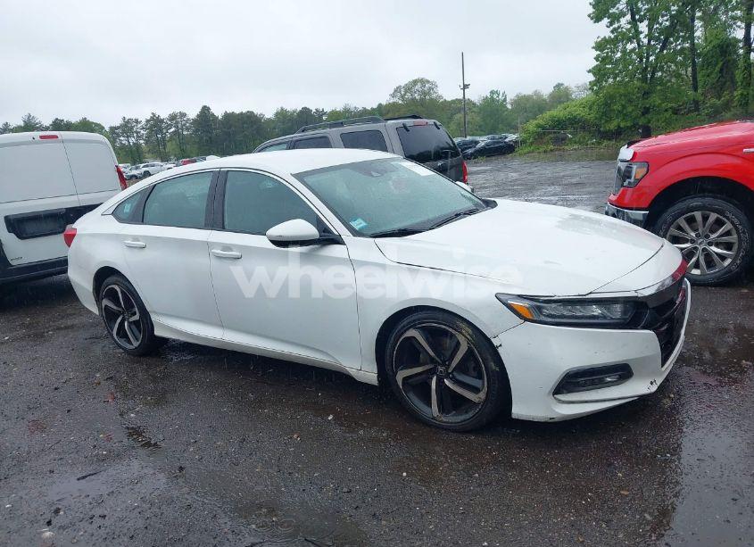 Photo 13 of 2018 Honda Accord SPORT (VIN 1HGCV1F38JA264361)
