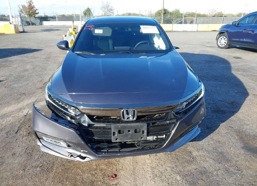 Photo 13 of 2019 Honda Accord SPORT (VIN 1HGCV1F38KA001207)