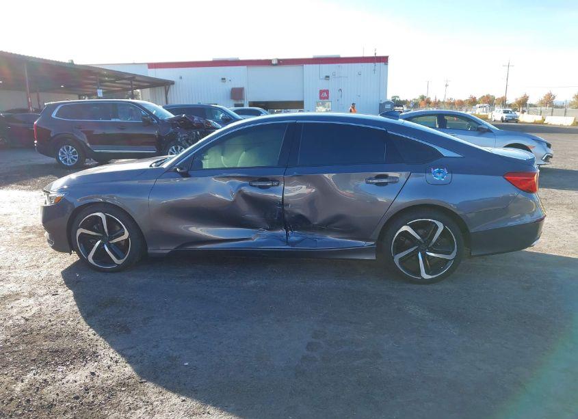 Photo 15 of 2019 Honda Accord SPORT (VIN 1HGCV1F38KA001207)