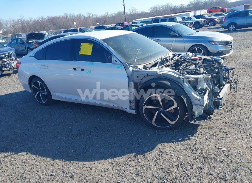 Photo 13 of 2019 Honda Accord SPORT (VIN 1HGCV1F38KA041223)