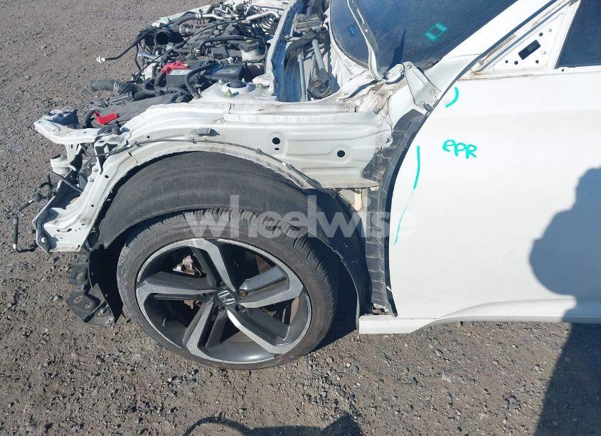 Photo 6 of 2019 Honda Accord SPORT (VIN 1HGCV1F38KA041223)