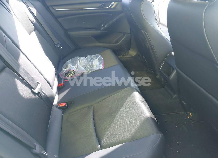 Photo 8 of 2019 Honda Accord SPORT (VIN 1HGCV1F38KA041223)