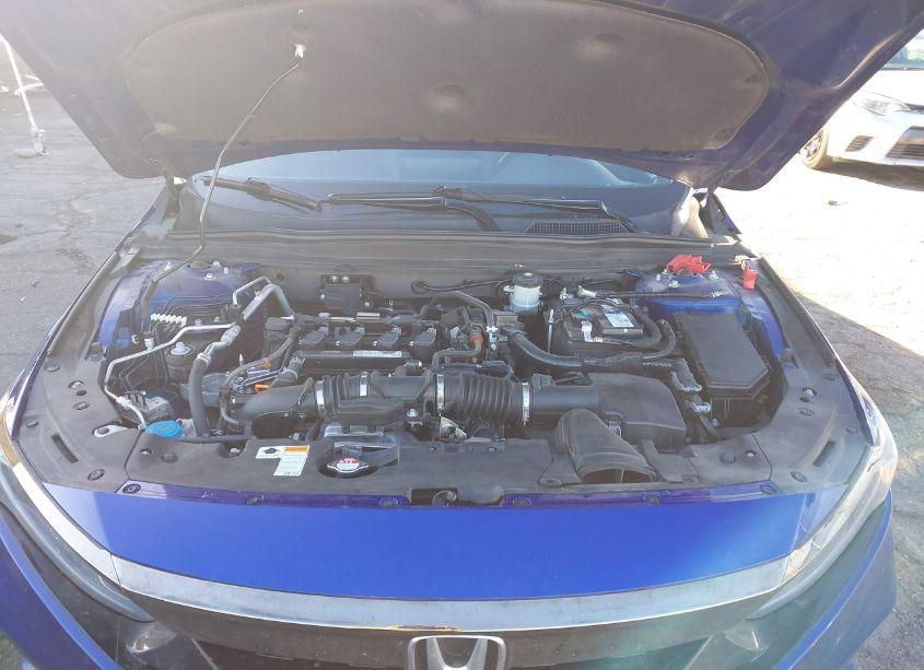 Photo 10 of 2019 Honda Accord SPORT (VIN 1HGCV1F38KA045756)