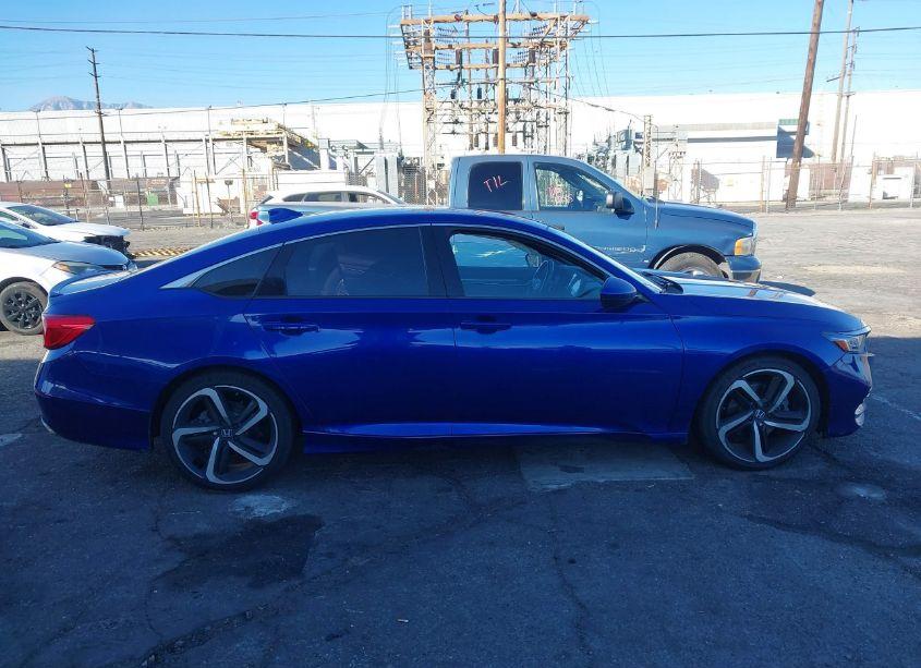 Photo 12 of 2019 Honda Accord SPORT (VIN 1HGCV1F38KA045756)