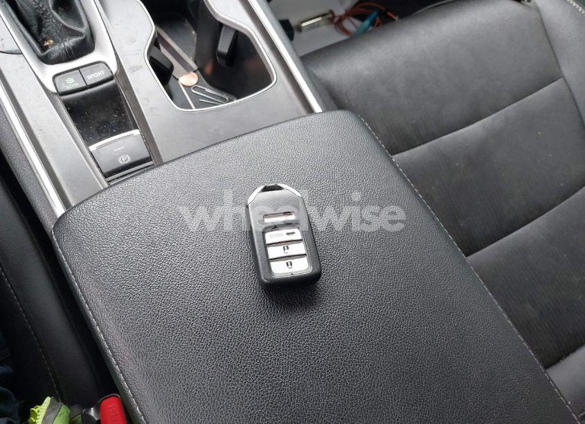 Photo 11 of 2019 Honda Accord SPORT (VIN 1HGCV1F38KA053291)