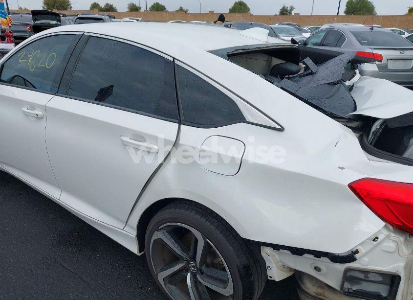 Photo 18 of 2019 Honda Accord SPORT (VIN 1HGCV1F38KA053291)