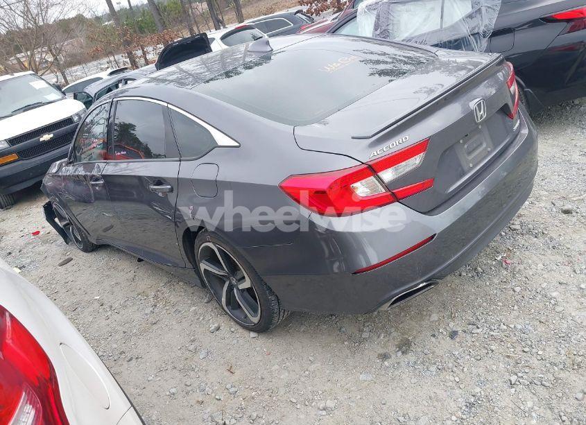 Photo 3 of 2019 Honda Accord SPORT (VIN 1HGCV1F38KA067479)