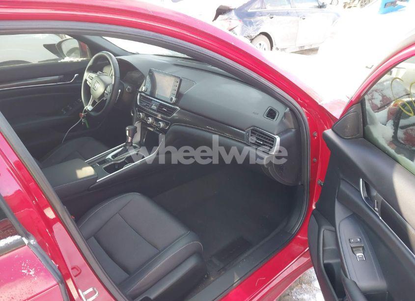 Photo 5 of 2019 Honda Accord SPORT (VIN 1HGCV1F38KA101131)