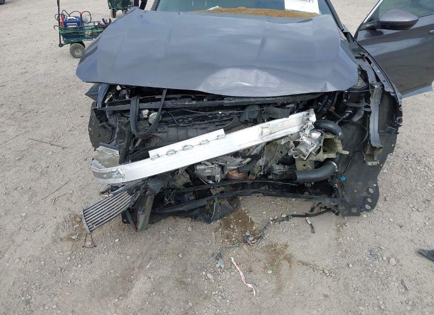 Photo 6 of 2019 Honda Accord SPORT (VIN 1HGCV1F38KA123274)