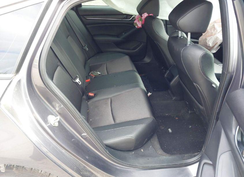Photo 8 of 2019 Honda Accord SPORT (VIN 1HGCV1F38KA123274)