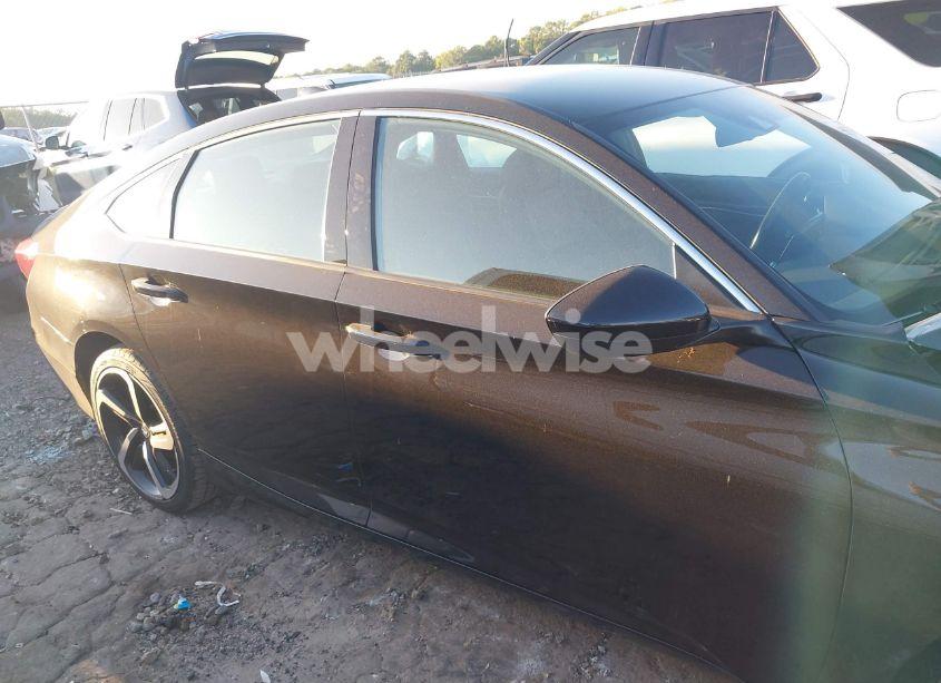 Photo 13 of 2019 Honda Accord SPORT (VIN 1HGCV1F38KA128877)